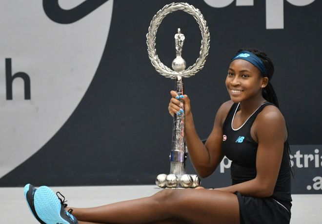 为亚洲羽毛 为亚洲羽毛