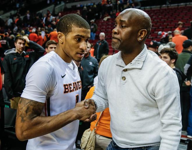 限回合里展 限回合里展